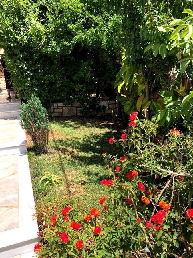 Spyridoula'S Guest House Himare Buitenkant foto