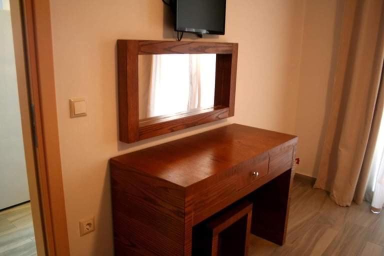 Spyridoula'S Guest House Himare Buitenkant foto