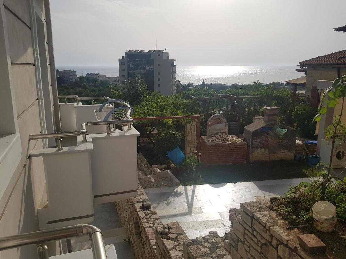 Spyridoula'S Guest House Himare Buitenkant foto
