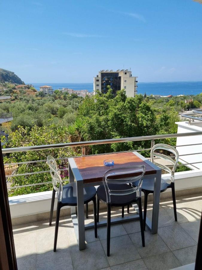 Spyridoula'S Guest House Himare Buitenkant foto