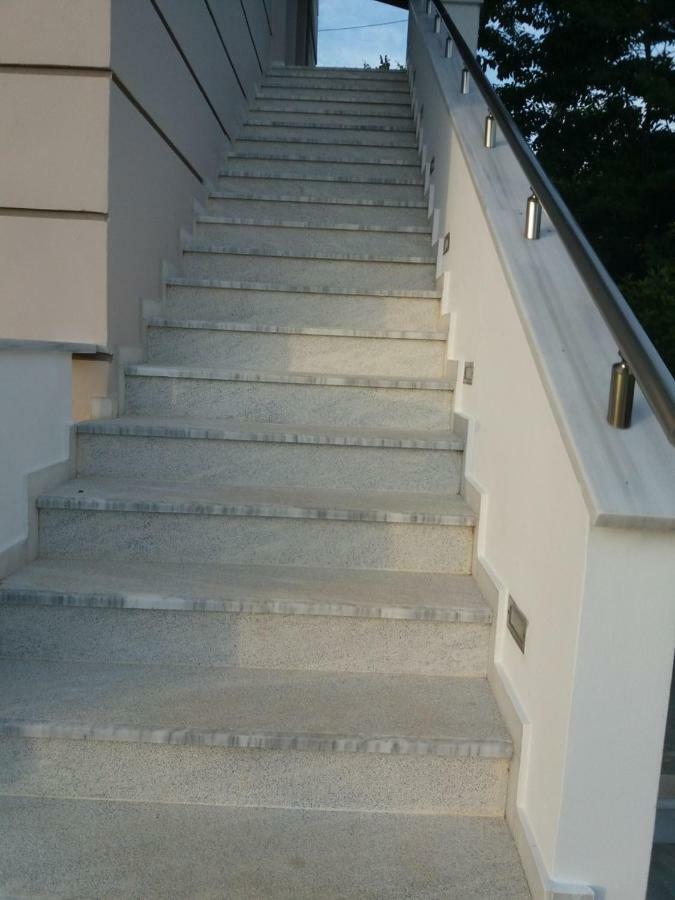 Spyridoula'S Guest House Himare Buitenkant foto