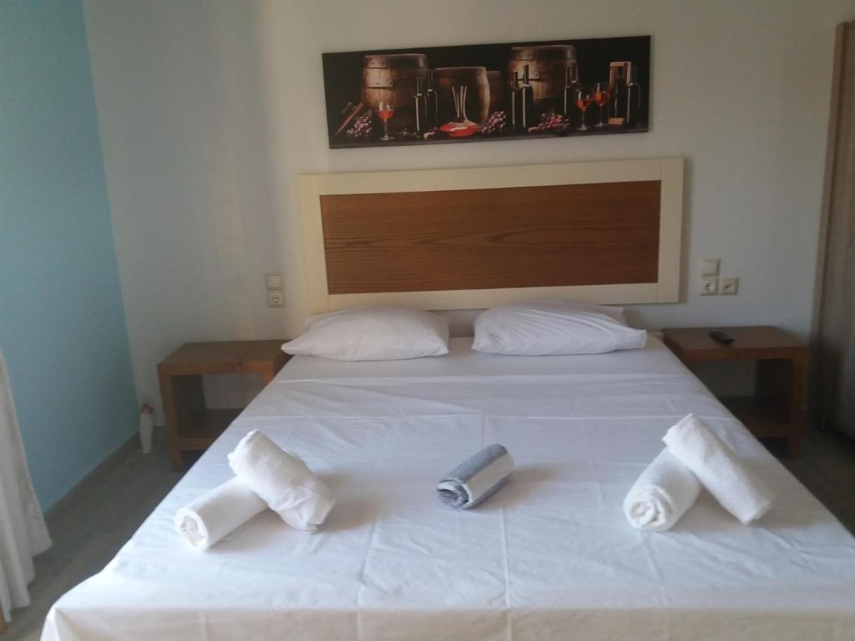 Spyridoula'S Guest House Himare Buitenkant foto